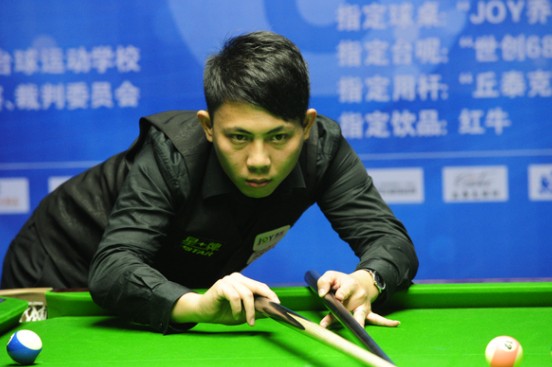 表现突出 表现突出