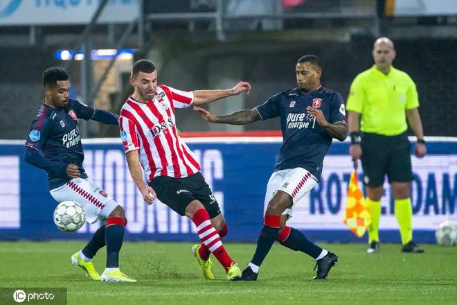 的对手时拥 的对手时拥