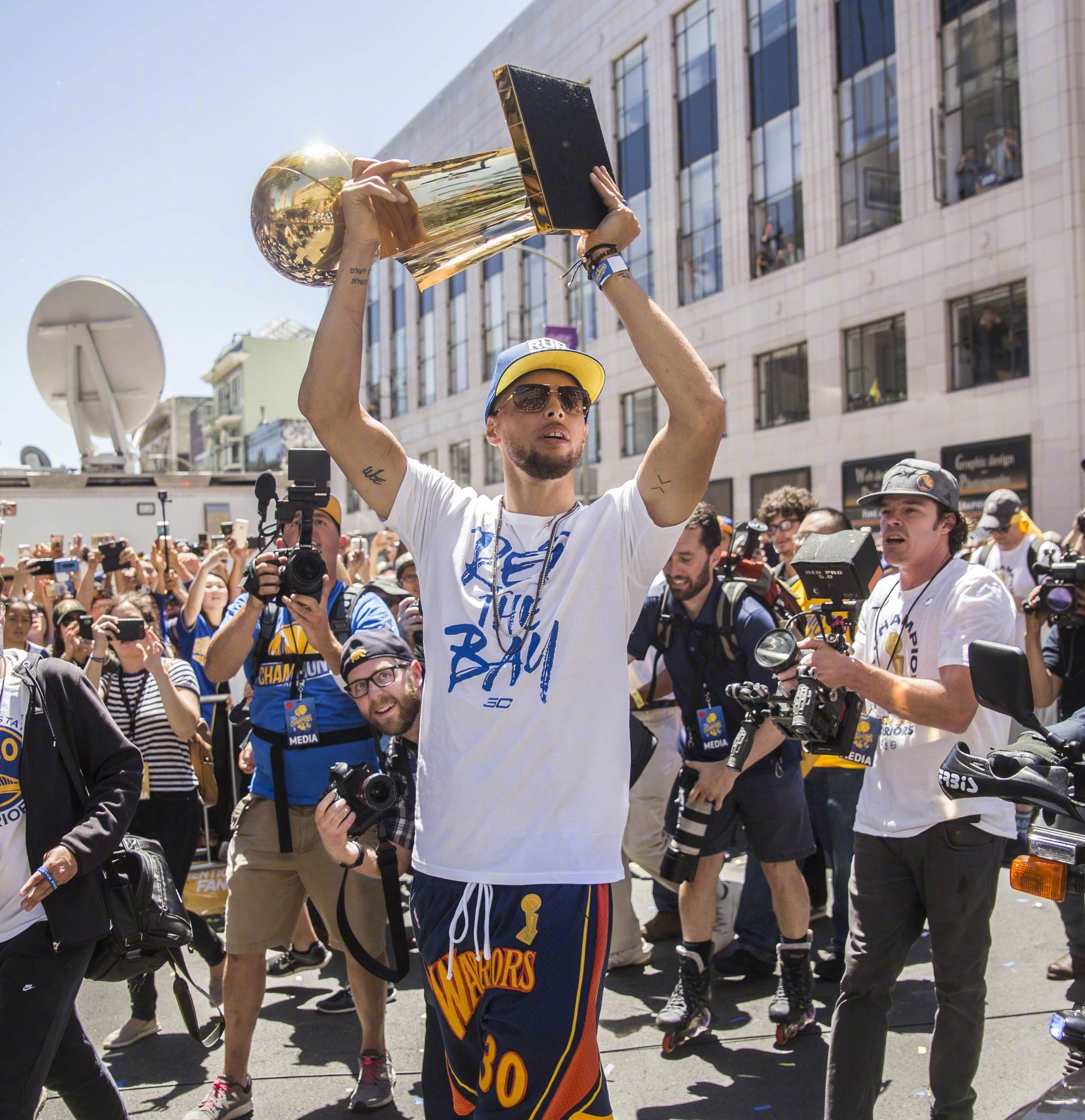 荣誉和尊重 荣誉和尊重