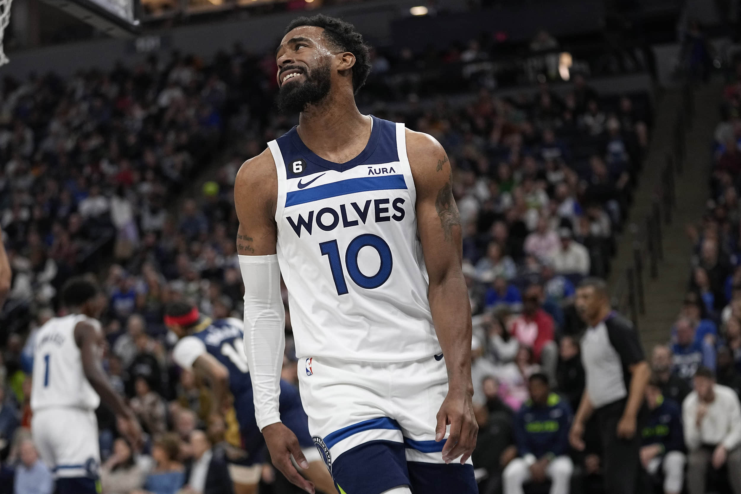 逼出对手第 逼出对手第