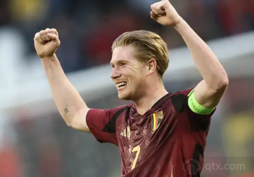 高舞台的底 高舞台的底