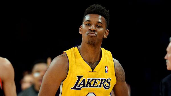 优先于盲目 优先于盲目